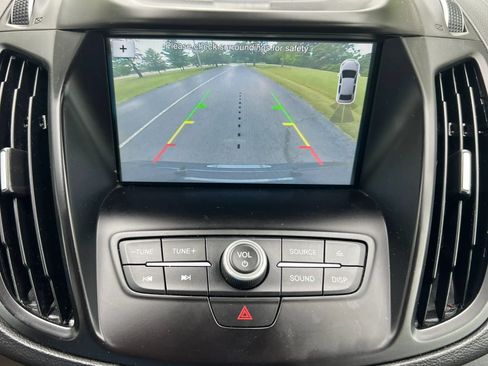 Used 2018 Ford Escape SEL w/ Ford Safe & Smart Package FWD image 23