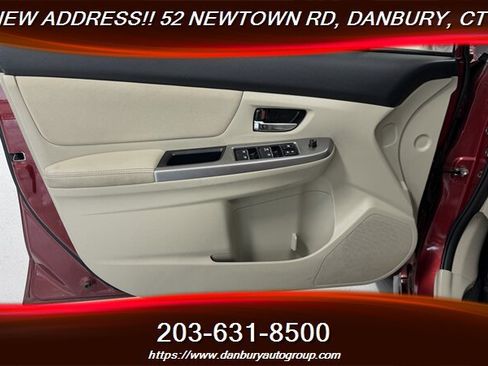 Used 2015 Subaru Crosstrek 2.0i Premium AWD/4WD image 11