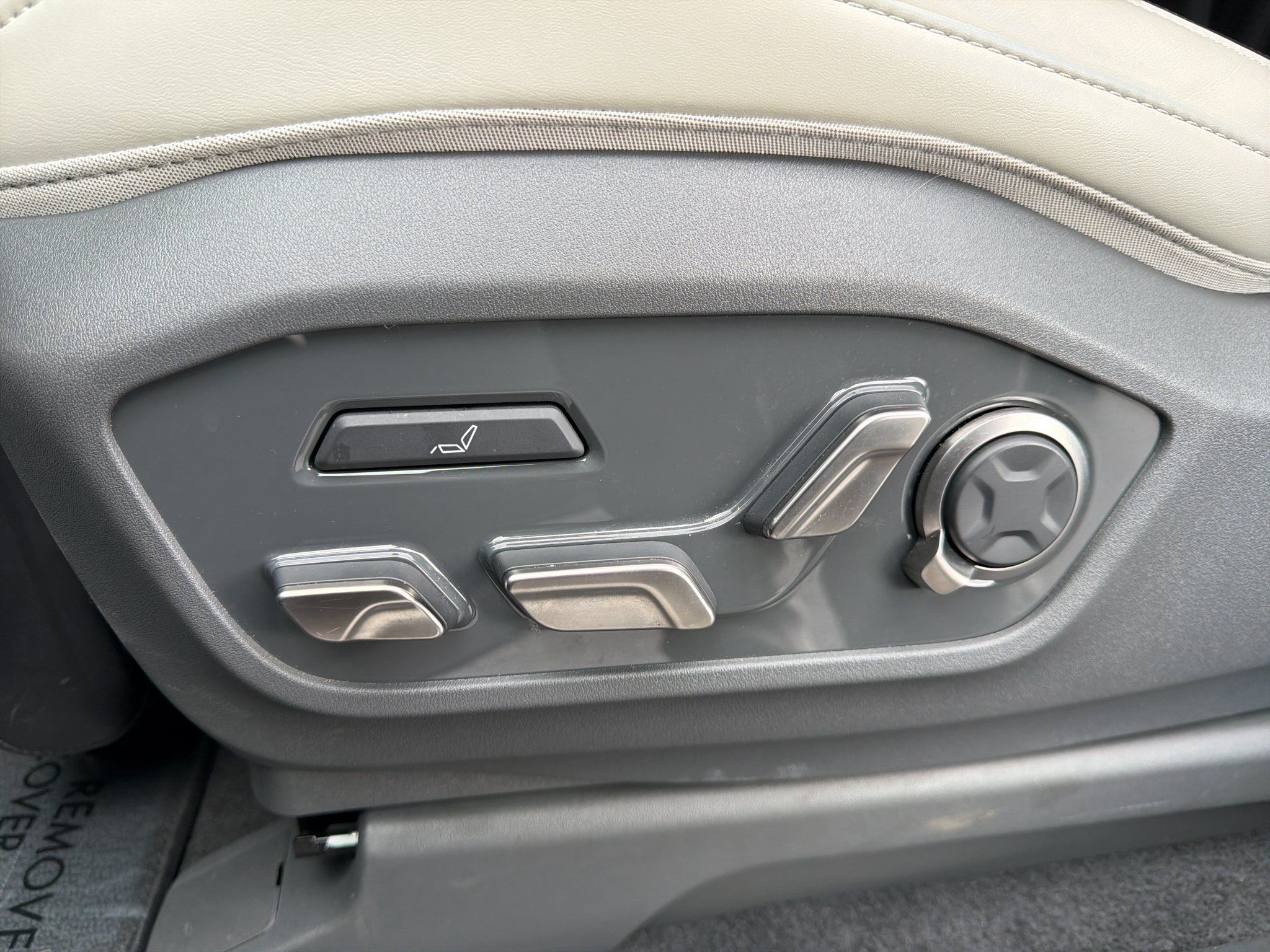 Certified 2024 Kia EV9 GT-Line AWD/4WD image 19