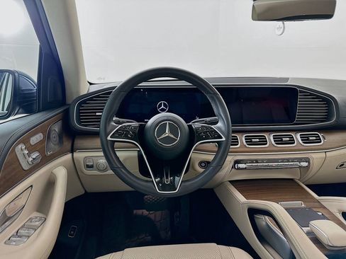 Used 2024 Mercedes-Benz GLE 450 4MATIC image 25