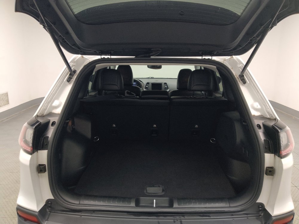 Used 2022 Jeep Cherokee Latitude Lux w/ Sun & Sound Group AWD/4WD image 29