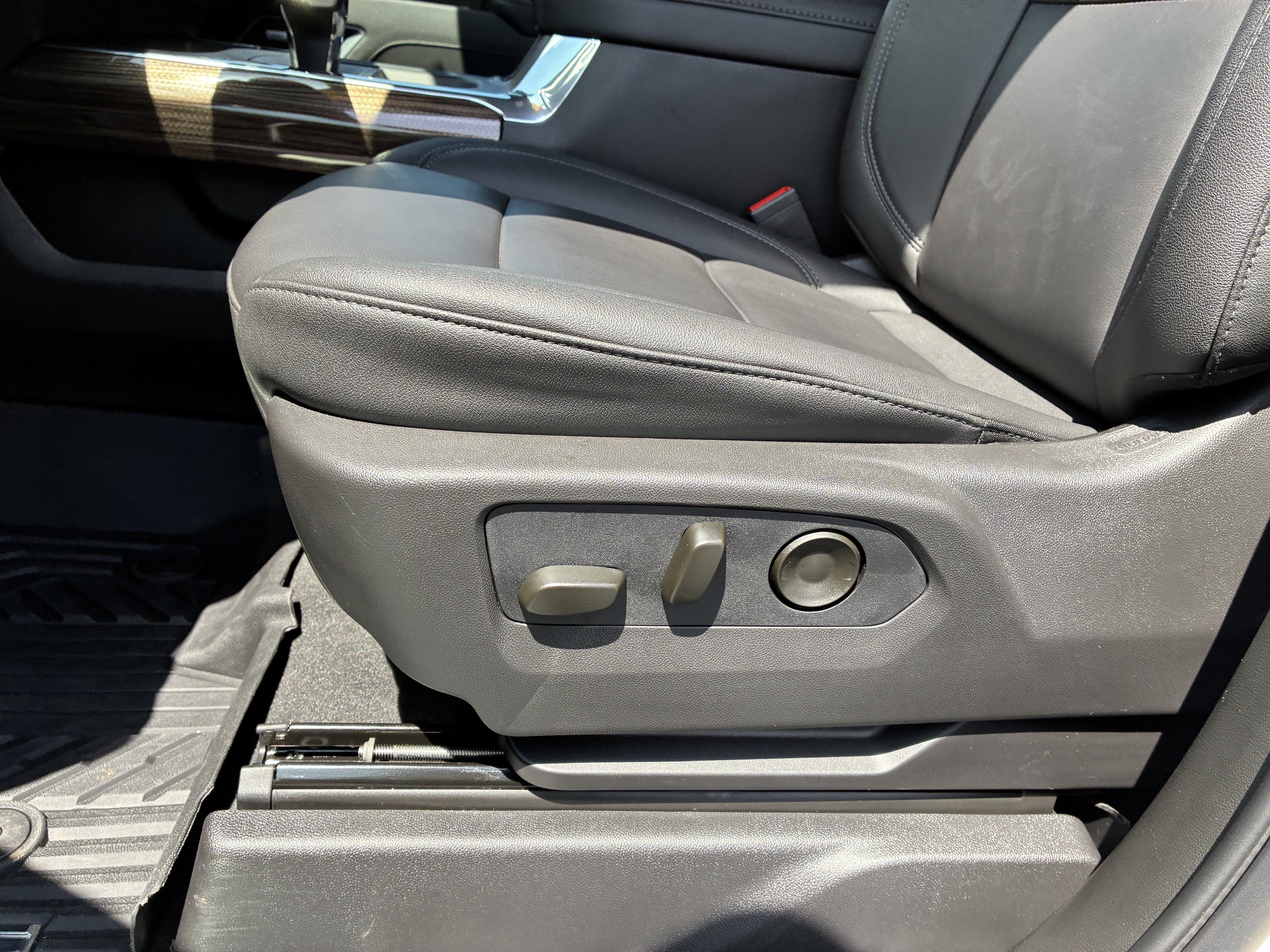Used 2026 Chevrolet Silverado 1500 RST w/ RST All Star Premium Package AWD/4WD image 26