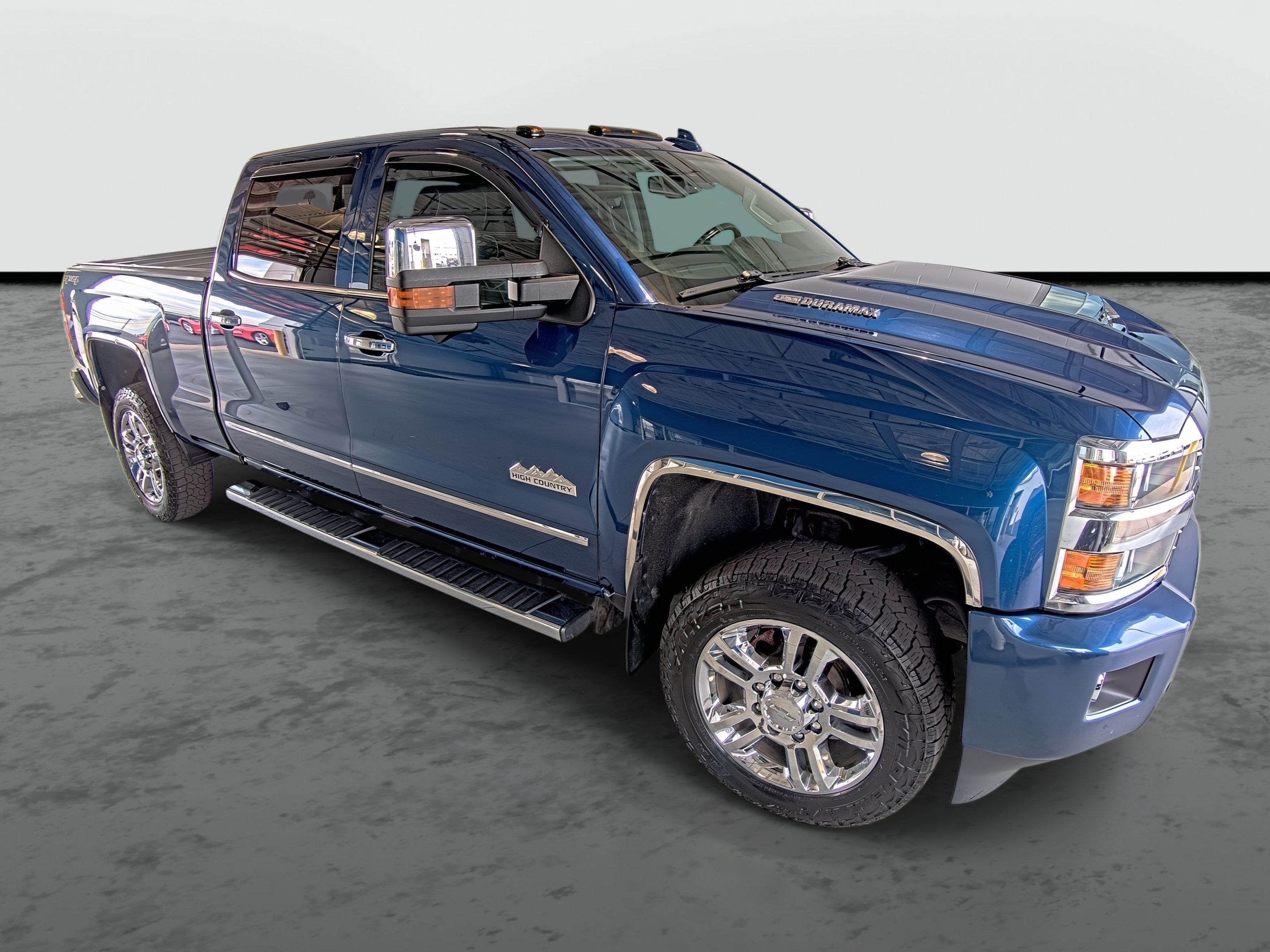 Used 2017 Chevrolet Silverado 2500 High Country w/ Duramax Plus Package AWD/4WD image 4