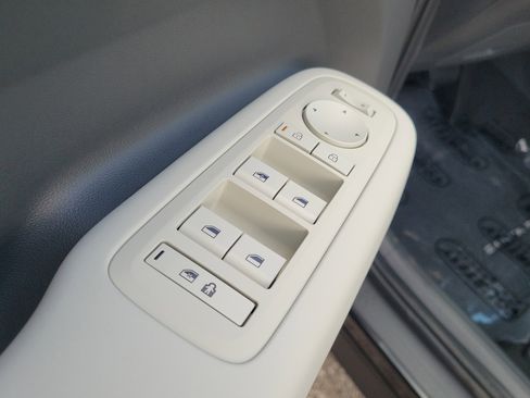 New 2026 Hyundai Santa Fe SE image 19