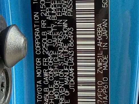 Used 2022 Toyota Prius L Eco image 26