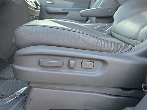 Used 2015 Honda Odyssey Touring image 28