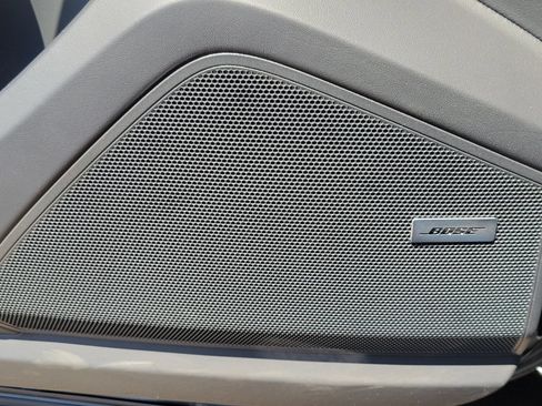 Certified 2025 Porsche Cayenne GTS AWD/4WD image 24