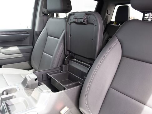 Used 2025 Chevrolet Silverado 1500 LTZ w/ LTZ Convenience Package II AWD/4WD image 8