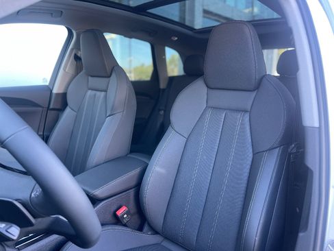 New 2025 Audi Q5 Premium Plus image 16