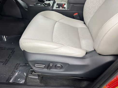 Used 2025 Toyota Tacoma Limited image 13