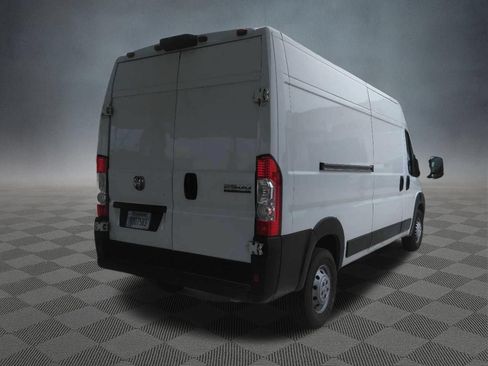 Used 2023 RAM ProMaster 2500 FWD image 3