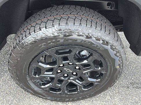 New 2026 Chevrolet Colorado Trail Boss AWD/4WD image 9