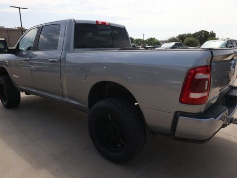 Used 2024 RAM 2500 Laramie AWD/4WD image 7
