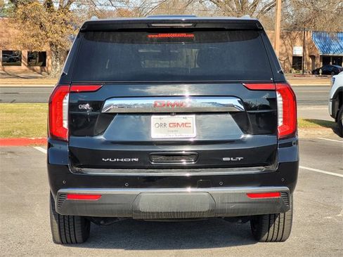 Used 2022 GMC Yukon XL SLT image 5