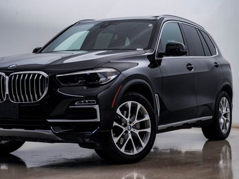 Used 2020 BMW X5 xDrive40i w/ Premium Package image 2