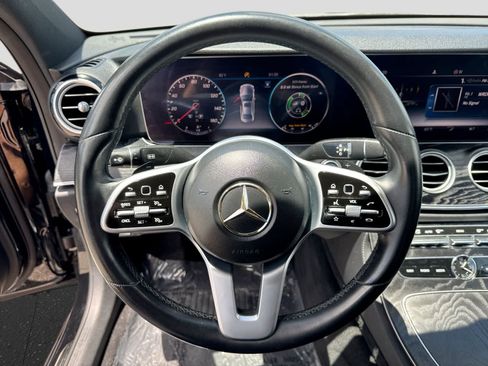 Used 2020 Mercedes-Benz E 350 Sedan image 29