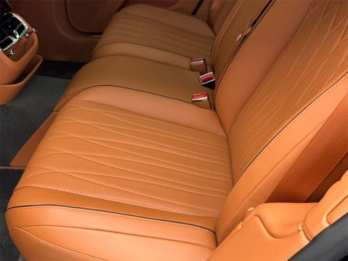 Used 2022 Bentley Flying Spur W12 image 49