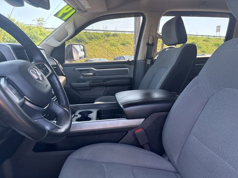 Used 2019 RAM 1500 Big Horn AWD/4WD image 11