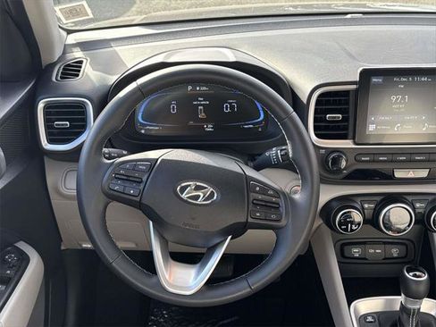 Certified 2024 Hyundai Venue SEL image 14