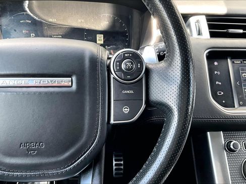 Used 2016 Land Rover Range Rover Sport Supercharged AWD/4WD image 18