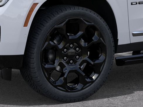 New 2026 GMC Yukon XL Denali w/ Denali Reserve Package AWD/4WD image 38