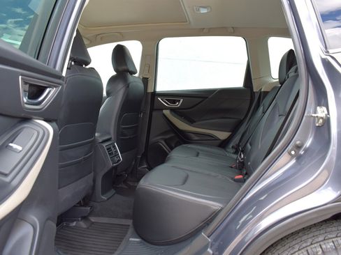 Used 2023 Subaru Forester Limited image 28