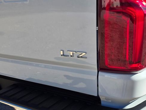 New 2026 Chevrolet Silverado 3500 LTZ image 8