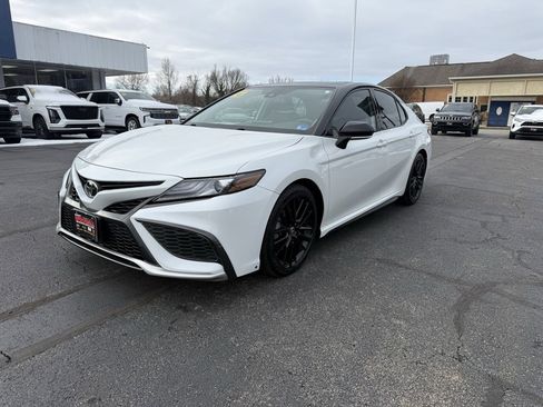 Used 2021 Toyota Camry XSE w/ Blackout Package (TMS) image 3