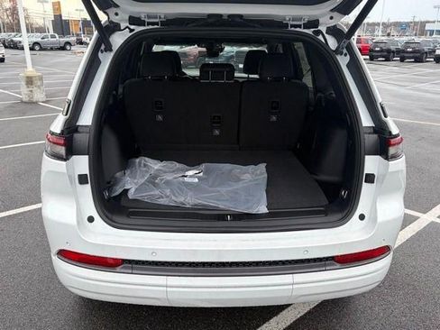 New 2026 Jeep Grand Cherokee Limited image 7