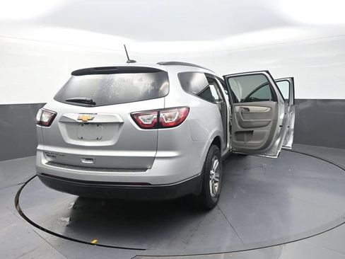 Used 2017 Chevrolet Traverse LS AWD/4WD image 44