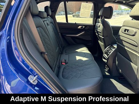 Used 2026 BMW X5 M60i AWD/4WD image 32