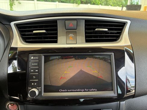 Used 2019 Nissan Sentra SV FWD image 20