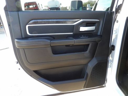 Used 2024 RAM 3500 SLT w/ Quick Order Package 2YG SLT image 28