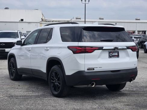 Used 2023 Chevrolet Traverse LT AWD/4WD image 5