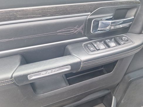 Used 2017 RAM 1500 Limited image 21