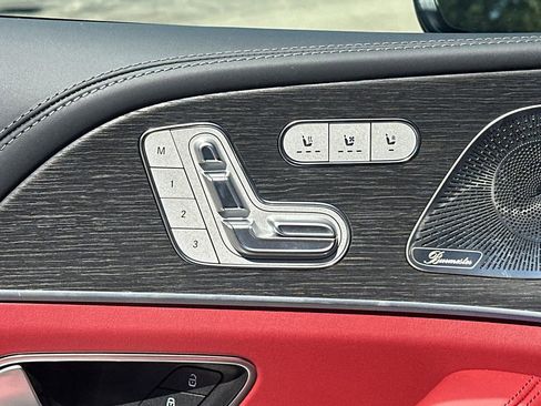 New 2026 Mercedes-Benz GLS 580 GLS 580 image 12