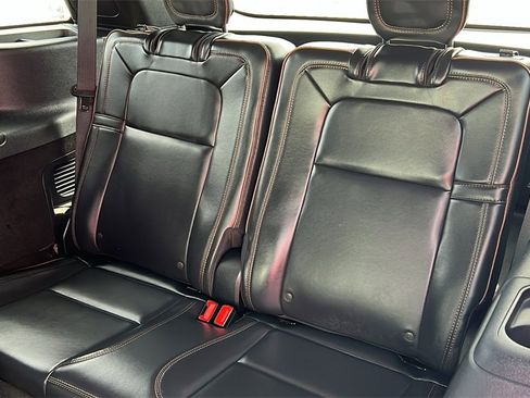 Used 2025 Lincoln Aviator Black Label w/ Black Label Special Edition image 13