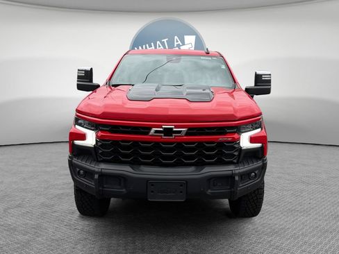 Used 2024 Chevrolet Silverado 1500 ZR2 w/ ZR2 Bison Edition AWD/4WD image 9