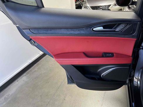 Used 2021 Alfa Romeo Stelvio Sprint w/ Nero Edizione RWD image 67