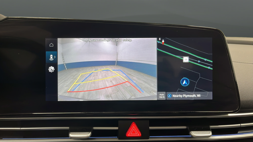 Used 2025 Hyundai Elantra SEL FWD image 14