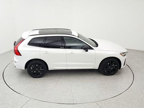 New 2026 Volvo XC60 T8 Ultra w/ Climate Package AWD/4WD image 16