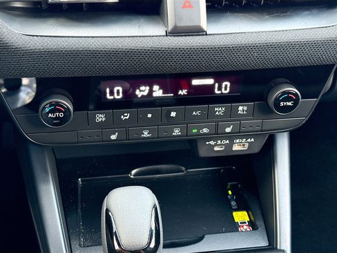 New 2026 Subaru Outback Premium image 33