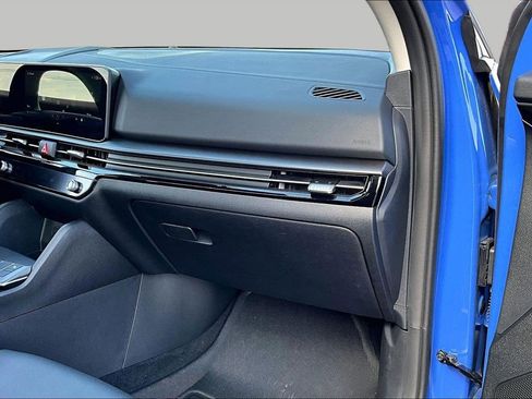 Certified 2026 Kia Sportage SX image 16