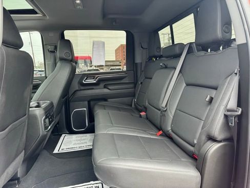 Used 2024 GMC Sierra 3500 SLT w/ SLT Premium Package image 10