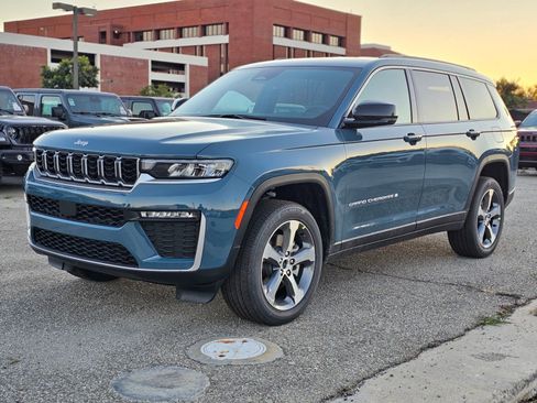 New 2026 Jeep Grand Cherokee L Limited image 3