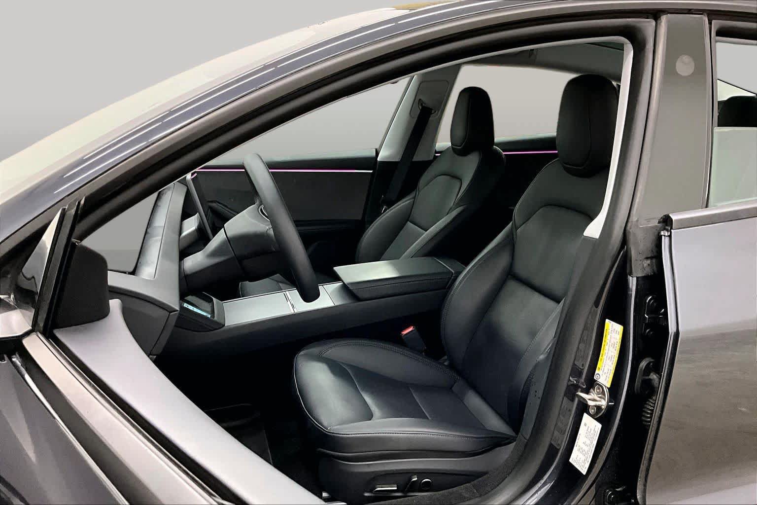 Used 2024 Tesla Model 3 Standard Range RWD image 7