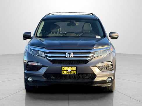 Used 2017 Honda Pilot EX image 9
