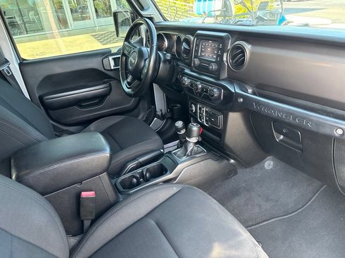 Used 2020 Jeep Wrangler Unlimited Sport S AWD/4WD image 12