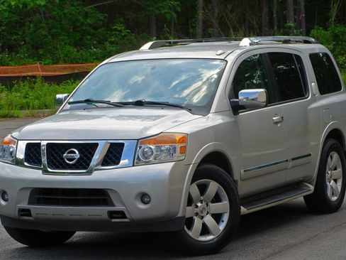 Used 2011 Nissan Armada SL image 2