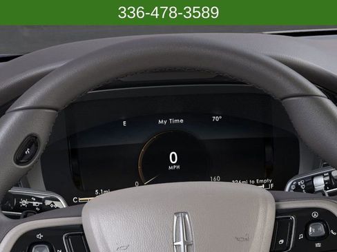 New 2024 Lincoln Corsair Reserve w/ Equipment Group 201A image 13